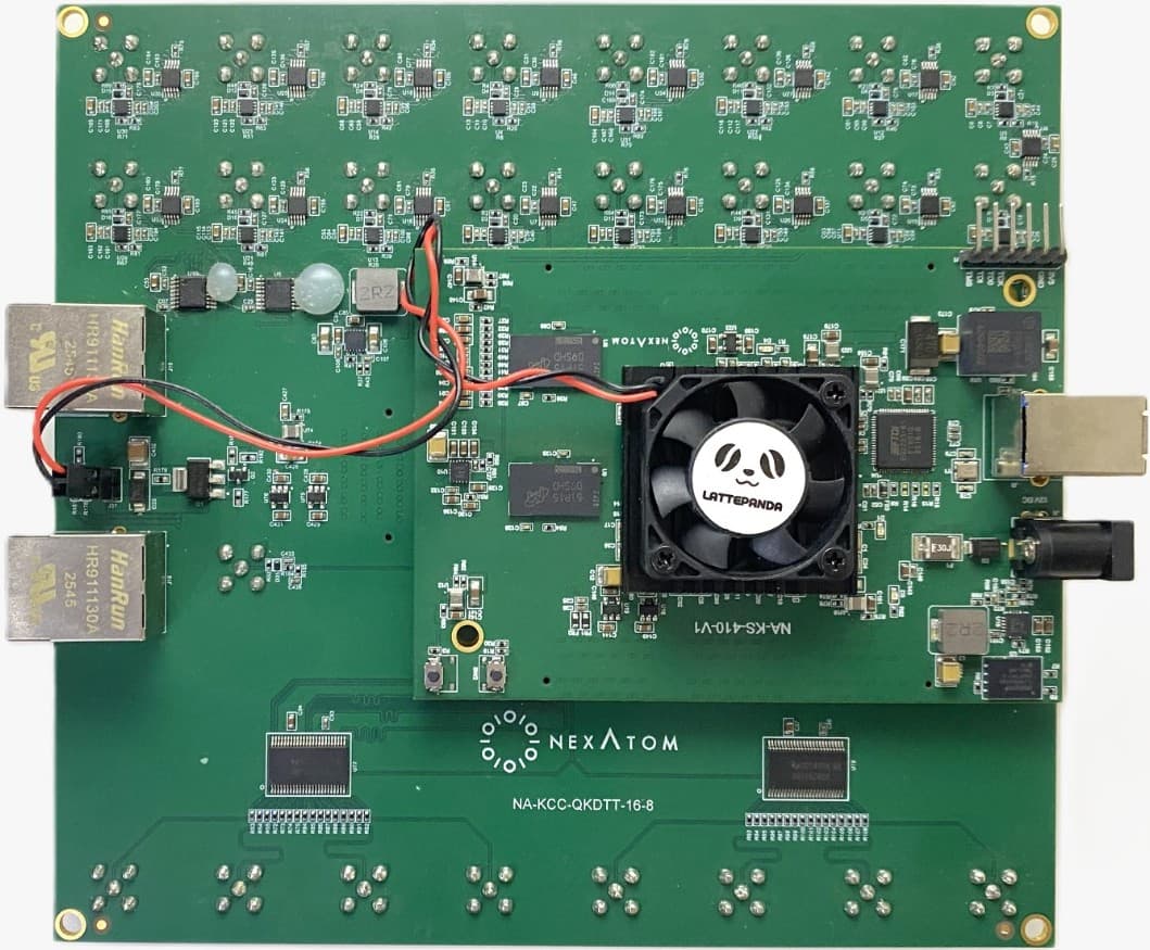NexAtom 16-input and 8-output custom time tagger board, component side
