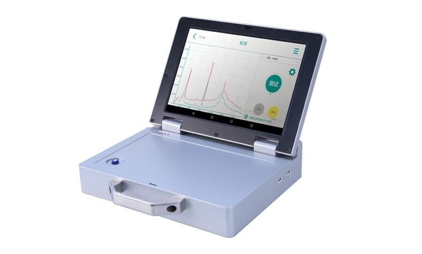 FI-Lite portable Raman analyser for liquids, light housing, lid open