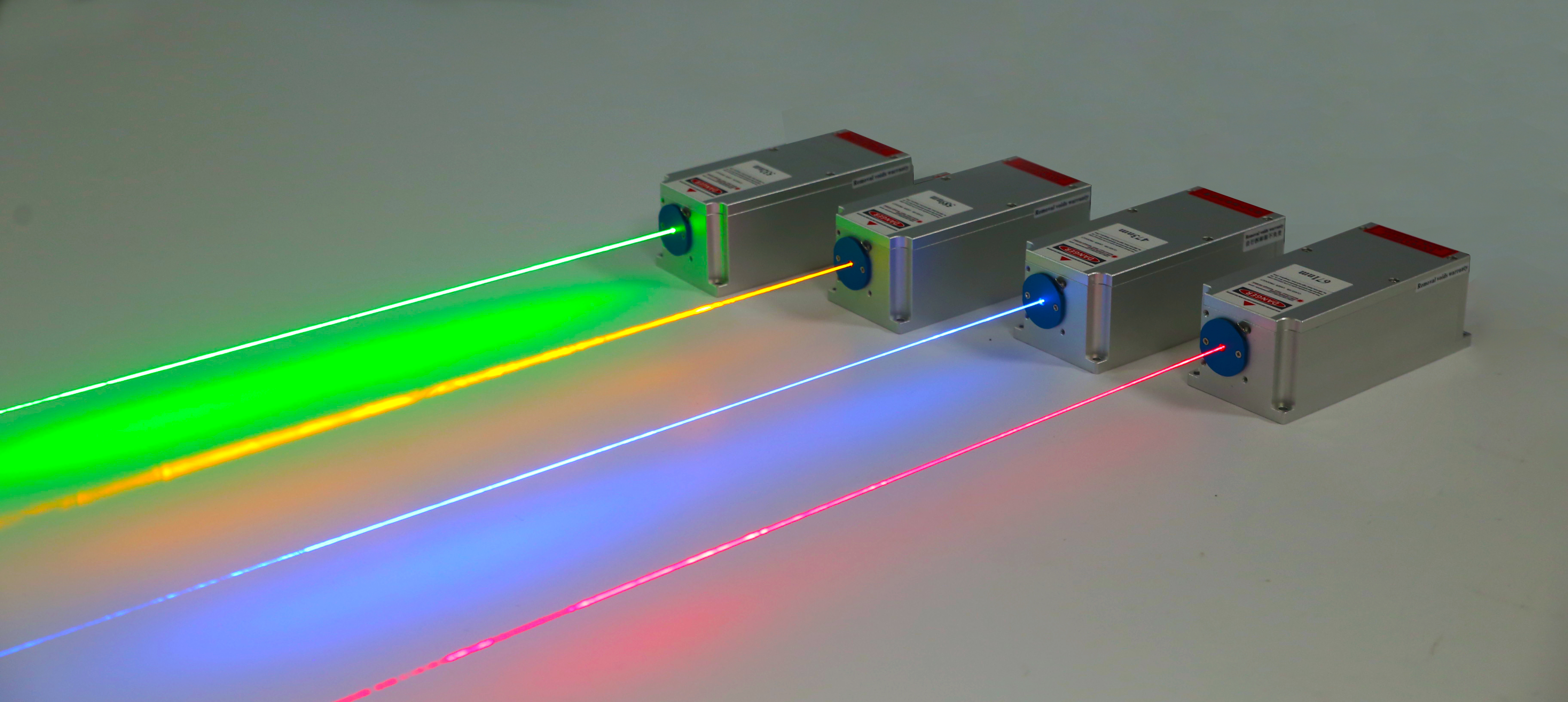 PIV and flow-visualization light-sheet source